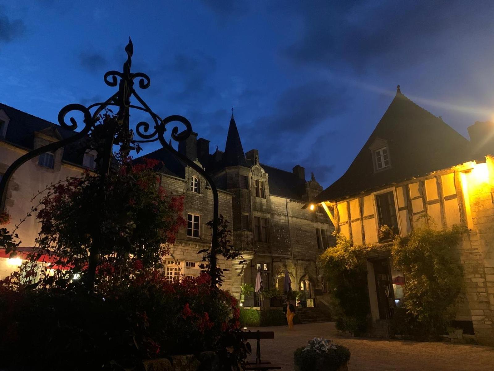 10 Porte Cadre Rochefort-en-Terre Exterior photo